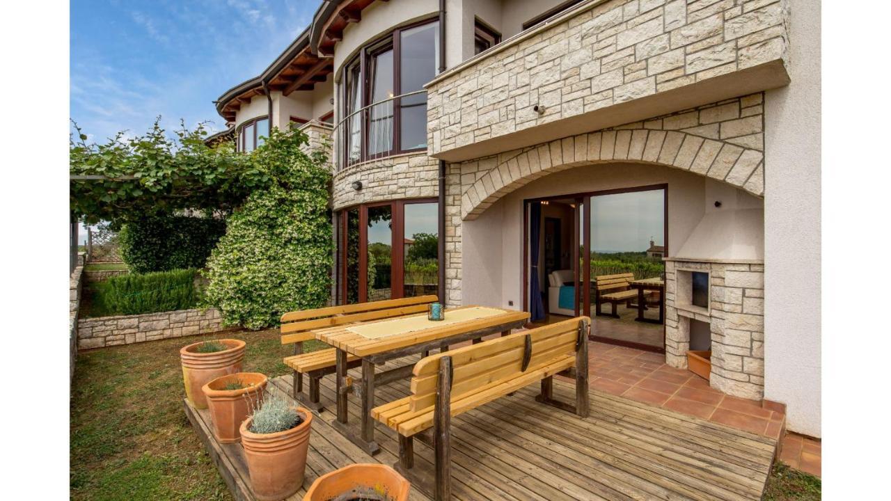 Holiday Home Bellavista Tar-Vabriga エクステリア 写真