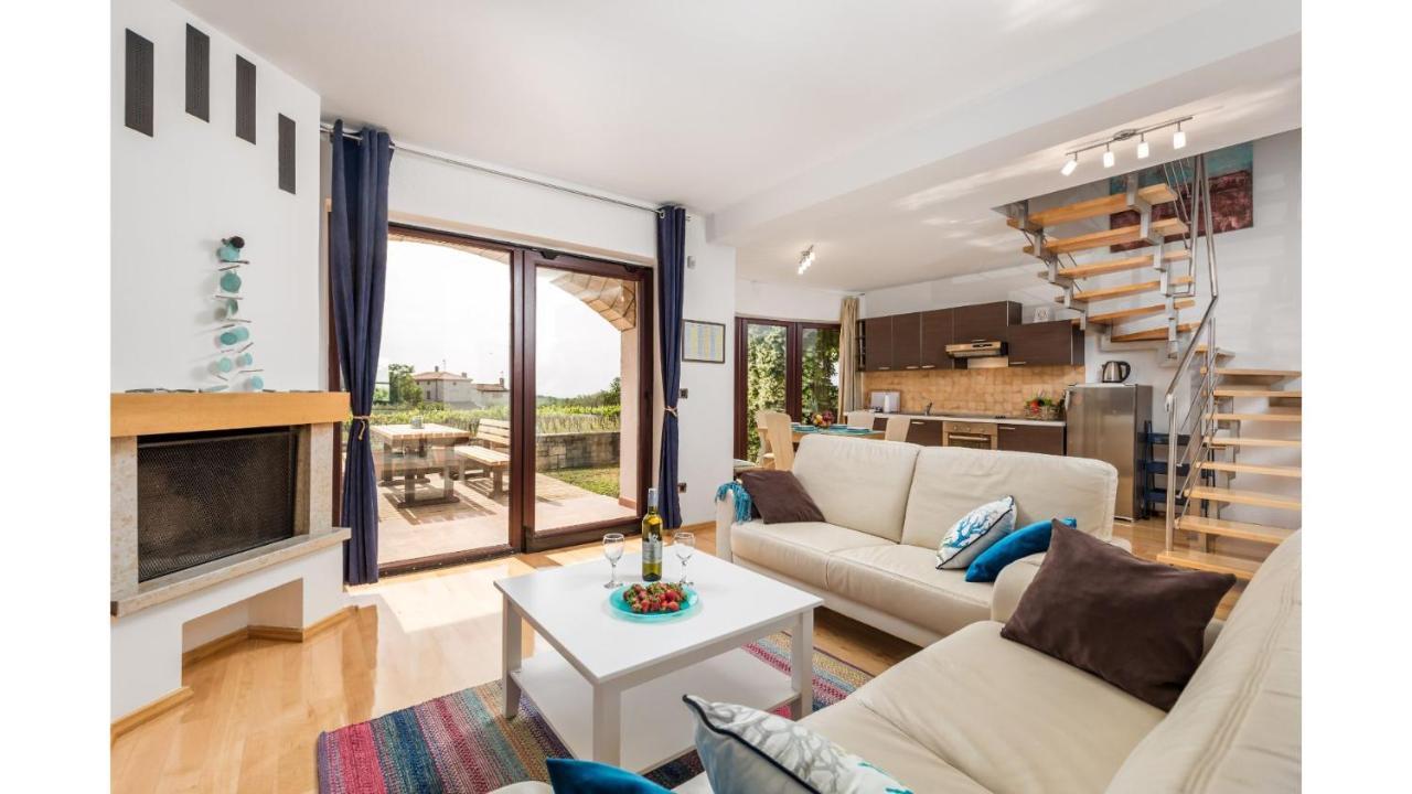 Holiday Home Bellavista Tar-Vabriga エクステリア 写真