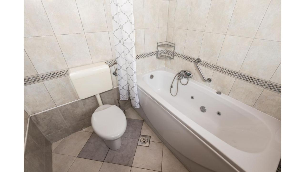 Holiday Home Bellavista Tar-Vabriga エクステリア 写真