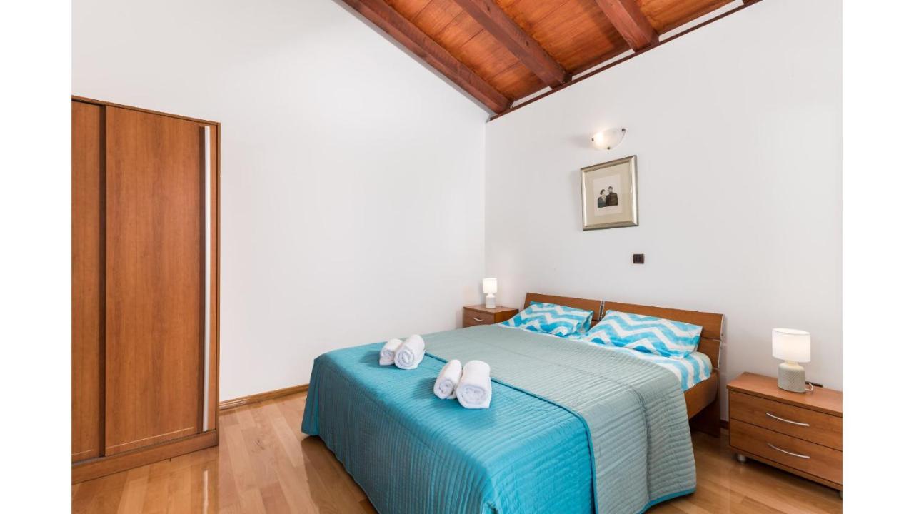 Holiday Home Bellavista Tar-Vabriga エクステリア 写真