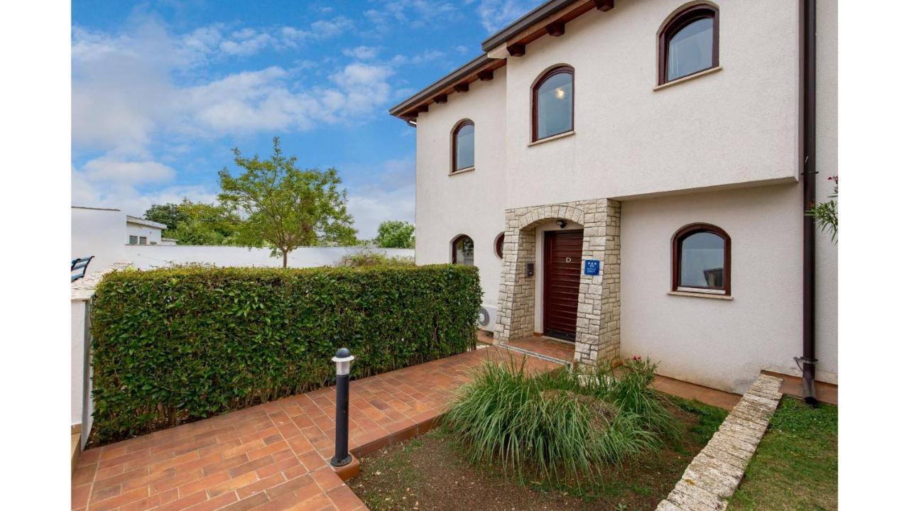 Holiday Home Bellavista Tar-Vabriga エクステリア 写真